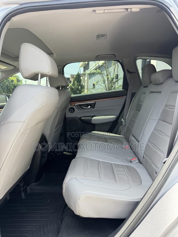 Honda CR-V Touring 4dr SUV (1.5L 4cyl CVT) 2017 Silver