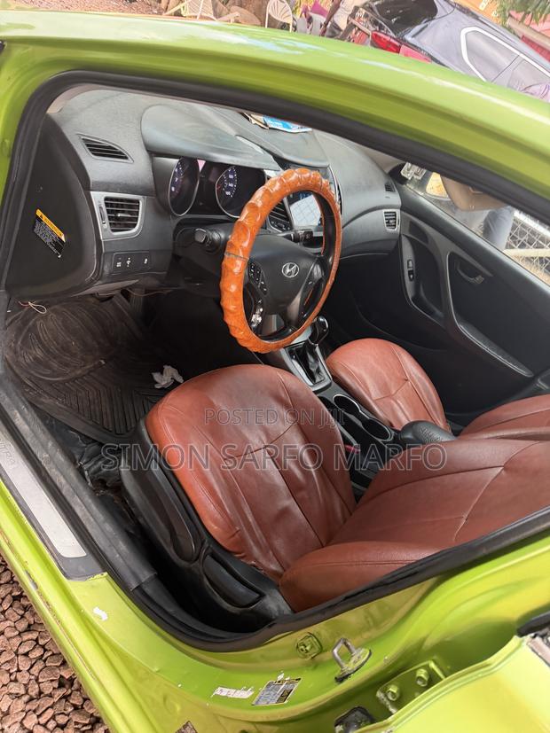 Hyundai Elantra SE 4dr Sedan (1.8L 4cyl 6M) 2015 Green