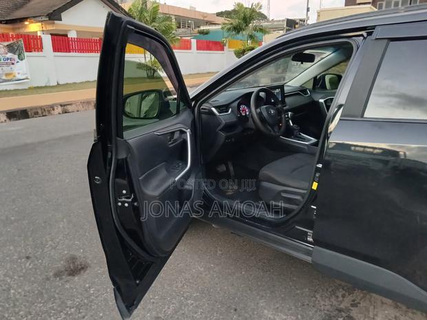 Toyota RAV4 2020 Black