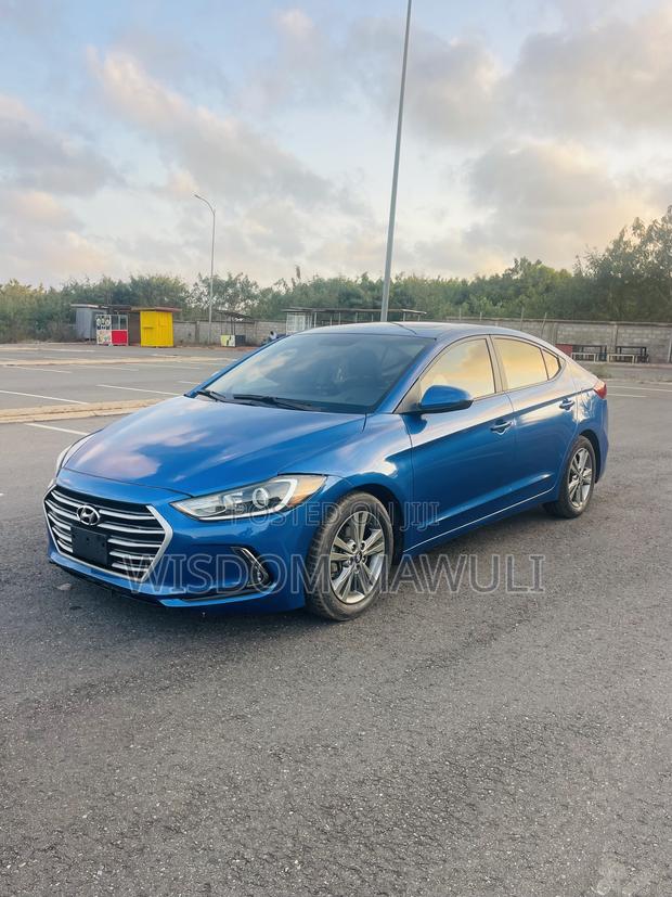 Hyundai Elantra 2018 Blue