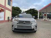 Toyota Highlander LE Plus 2019 Silver for sale