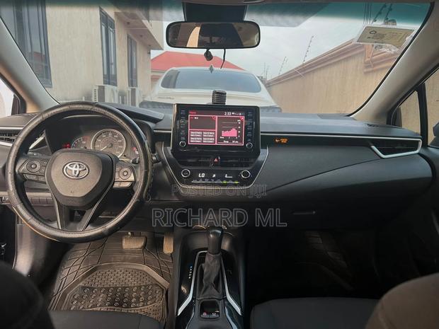 Toyota Corolla LE 2020 Black