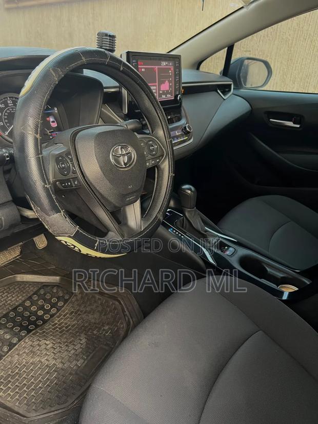 Toyota Corolla LE 2020 Black