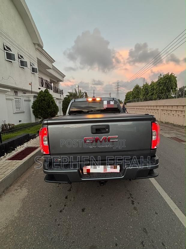 GMC Canyon 2021 Gray