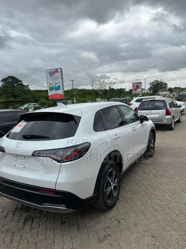 Honda HR-V 2024 White