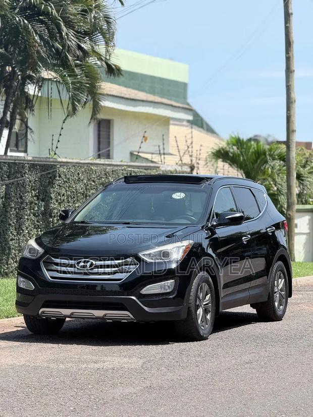 Hyundai Santa Fe 2015 Black