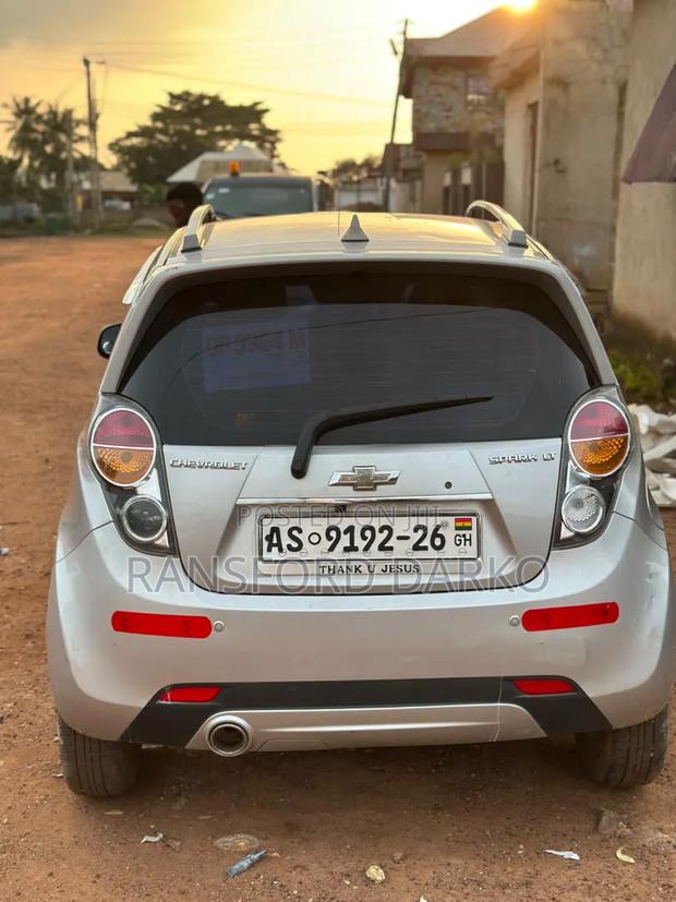 Toyota Vitz 2010 Black