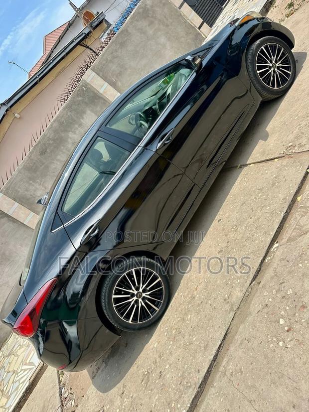 Hyundai Elantra 2015 Black