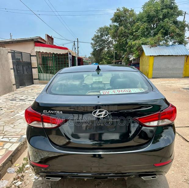 Hyundai Elantra 2015 Black