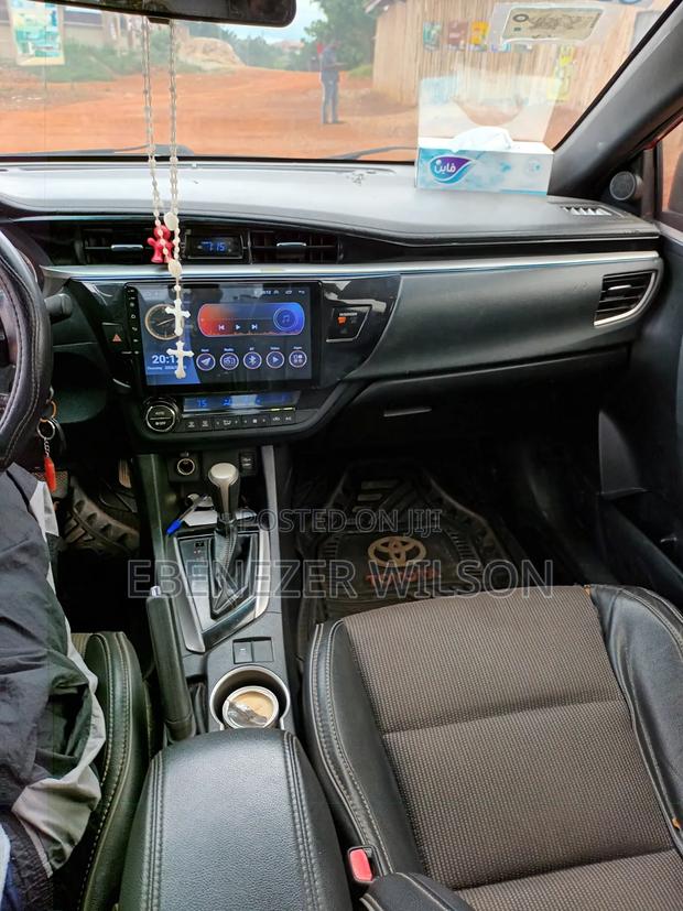 Toyota Corolla 2015 Red