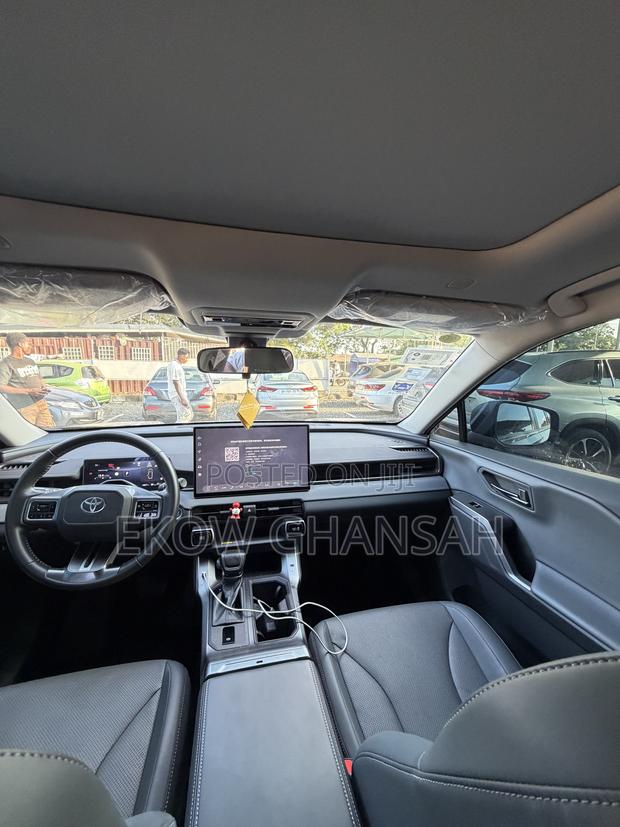 New Toyota RAV4 2026 Gray