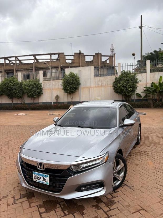 Honda Accord Sport (1.5L 4cyl Turbo CVT) 2019 Silver