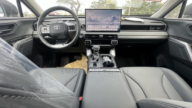 New Toyota RAV4 2026 White