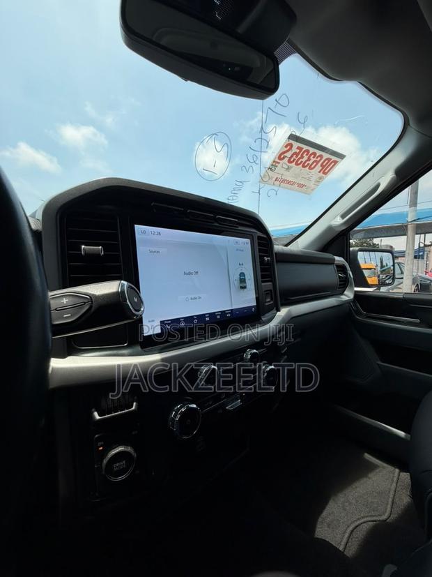 Ford F-150 XLT 2022 Black