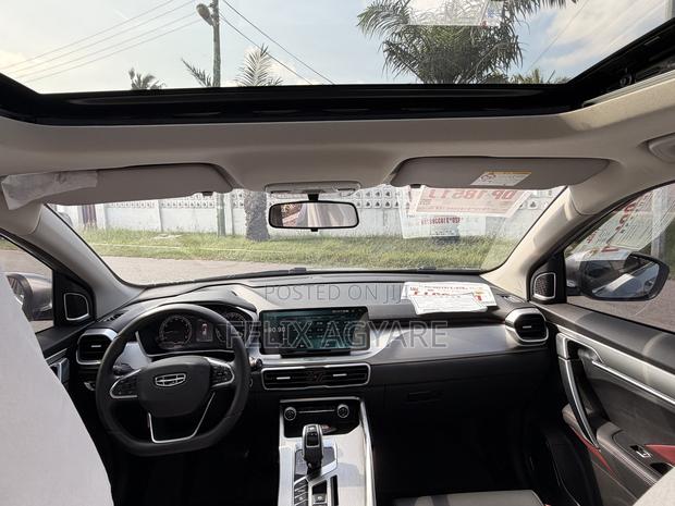 Geely Boyue 2021 Silver
