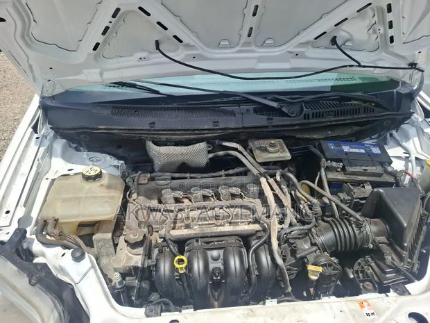Ford Transit Connect 2010 White