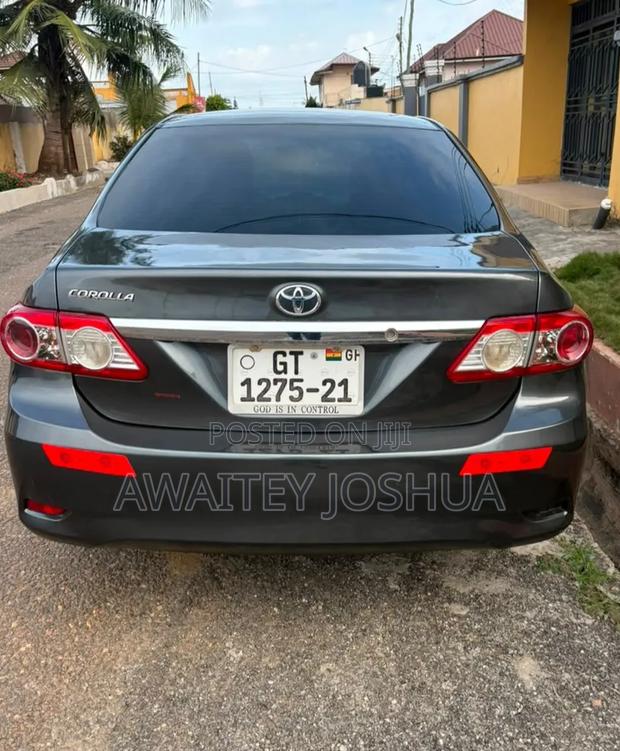 Toyota Corolla 2013 Silver