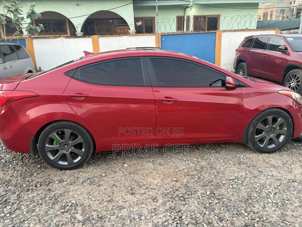 Hyundai Elantra 2010 Red