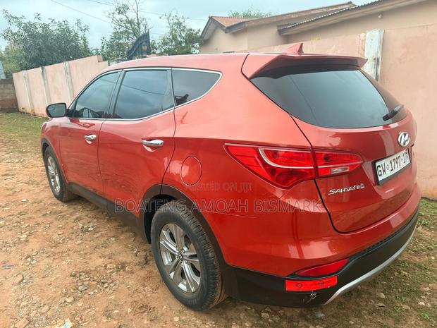 Hyundai Santa Fe 2015 Orange