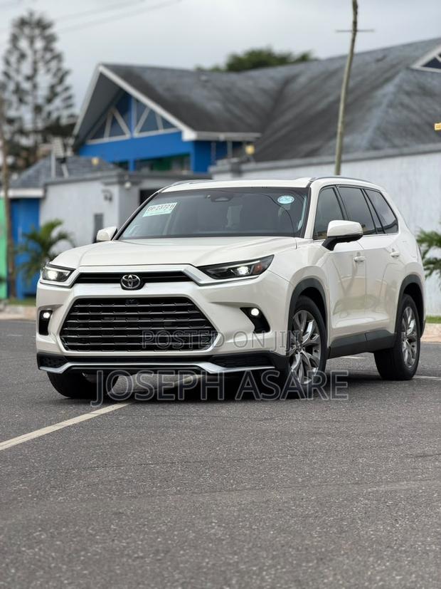 Toyota Grand Highlander Limited AWD 2024