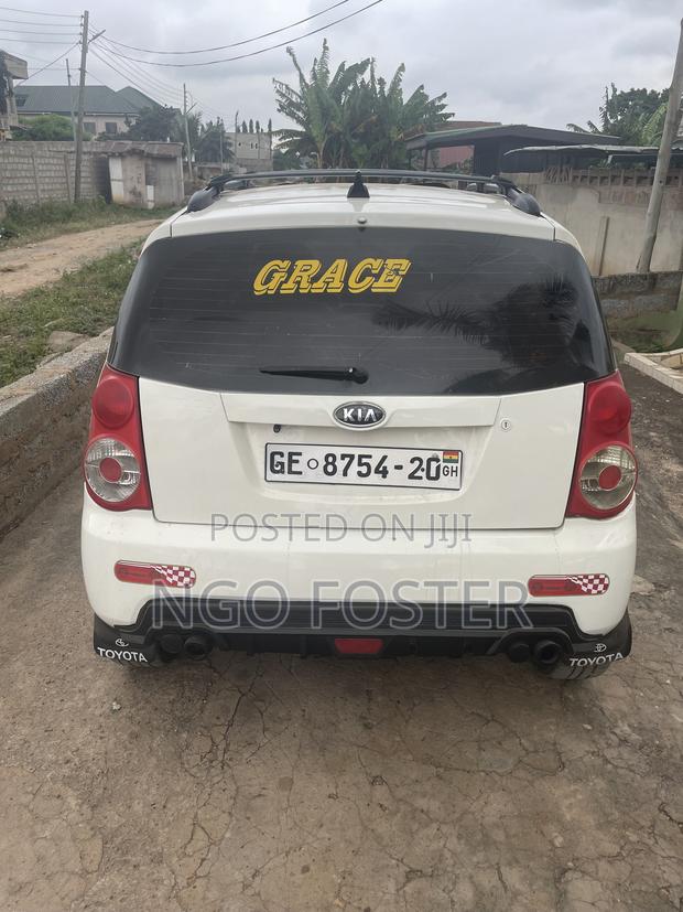 Kia Morning 2011 White