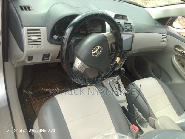 Toyota Corolla L 4-Speed Automatic 2013 Silver