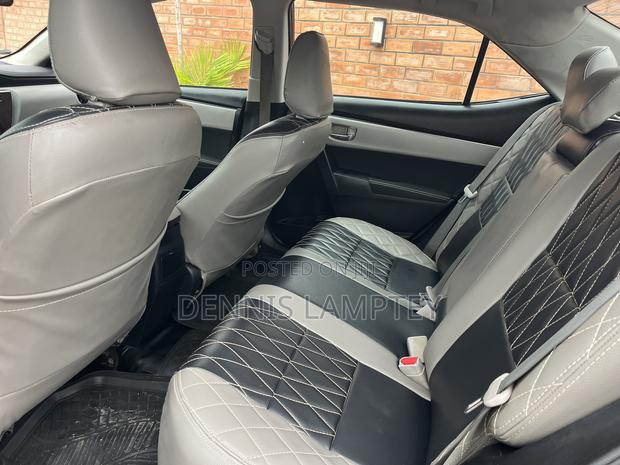 Toyota Corolla 2017 Black