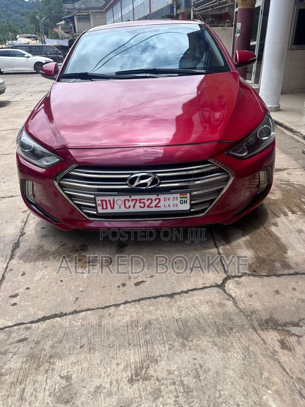 Hyundai Elantra Limited Sedan FWD (2.0L 4cyl 6A) 2017 Red