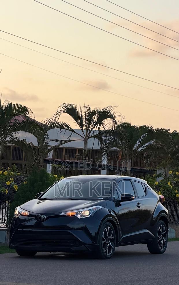 Toyota C-HR XLE FWD 2019 Black