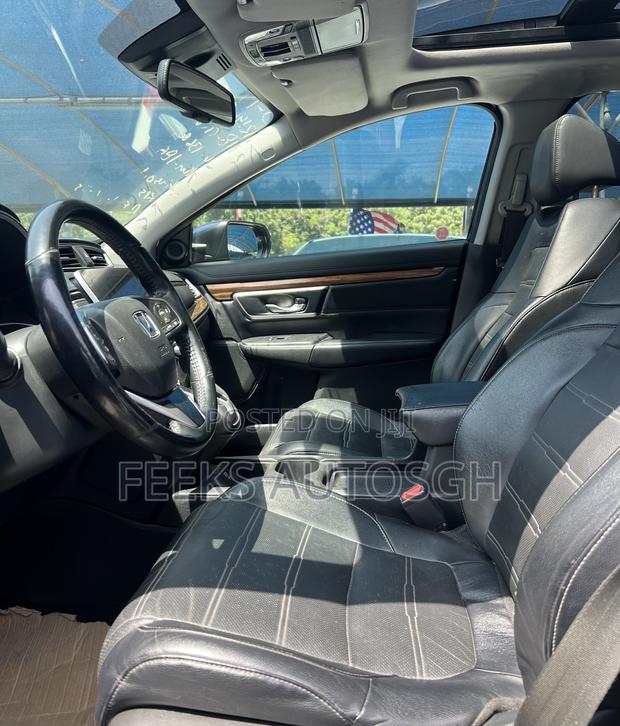 Honda CR-V Touring AWD 2018 Blue