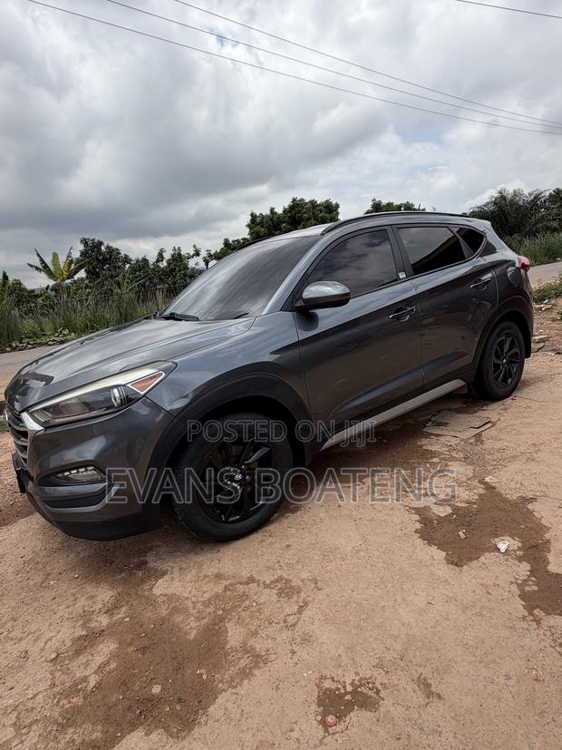 Hyundai Tucson Eco AWD 2017 Gray