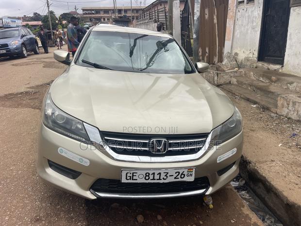 Honda Accord LX 4dr Sedan (2.4L 4cyl CVT) 2014 Gold