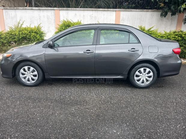 Toyota Corolla 2013 Gray