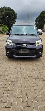Toyota Sienta 2013 Brown for sale