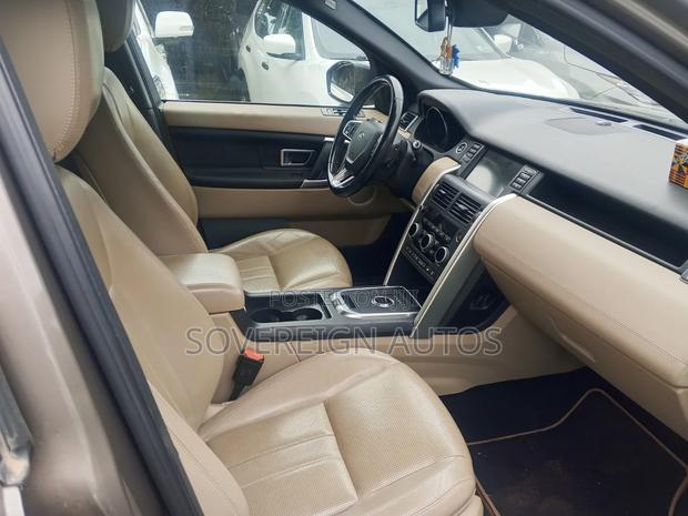 Land Rover Discovery Sport 2015 Brown
