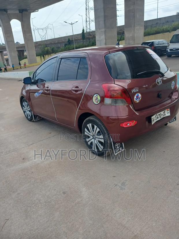 Toyota Vitz 2010 Brown