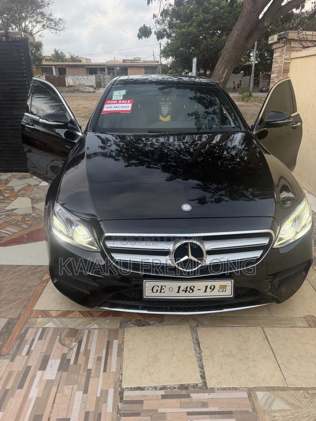 Mercedes-Benz E300 Base RWD Sedan (2.0L 4cyl 9A) 2017 Black