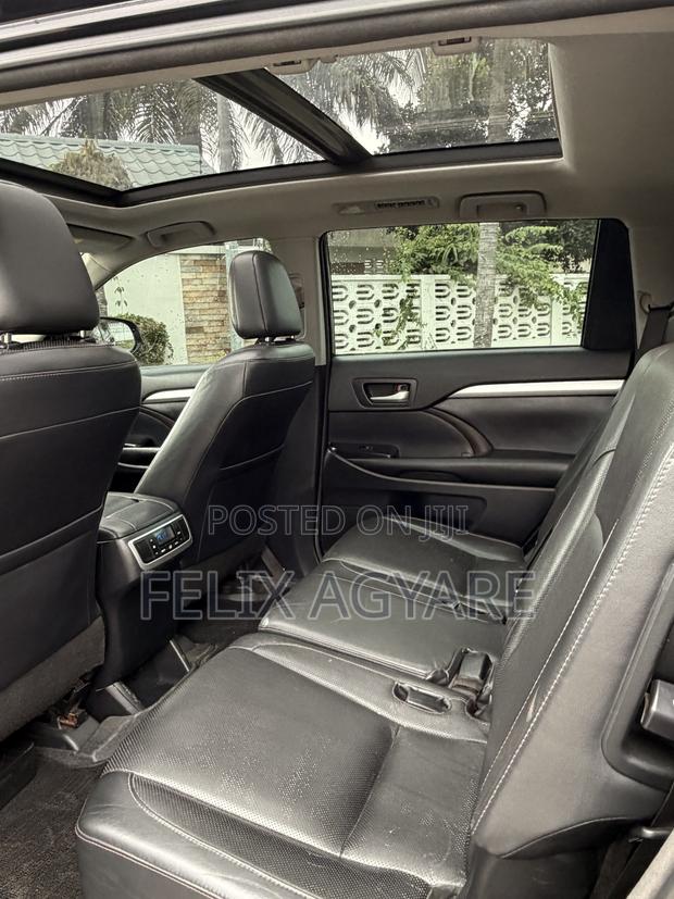 Toyota Highlander 2016 Black