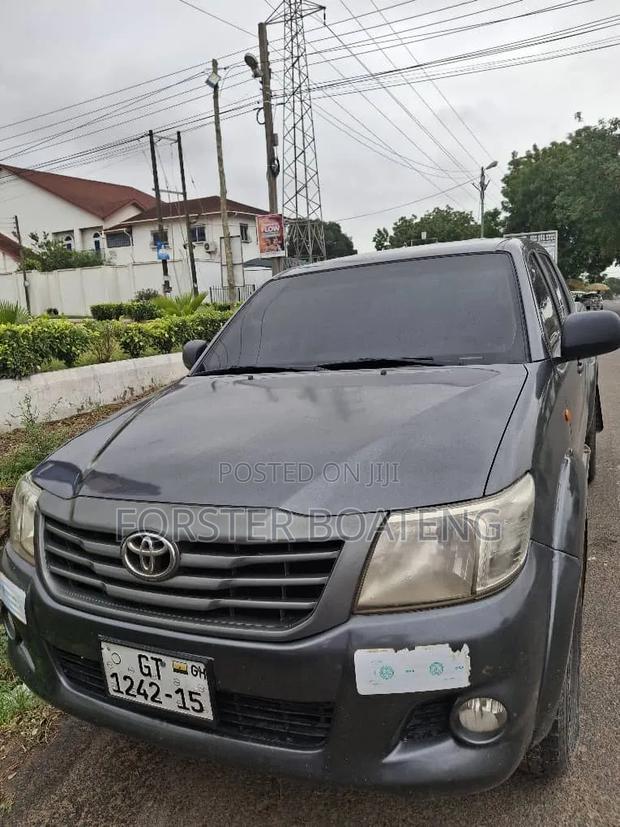 Toyota Hilux 2015