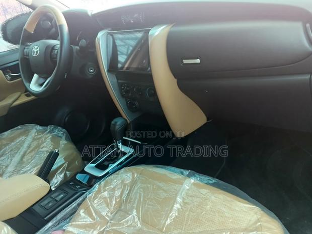 Toyota Fortuner 2019 White