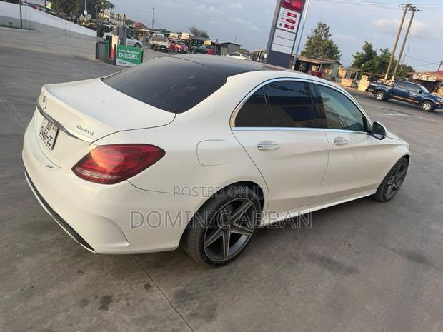 Mercedes-Benz C300 2016 White