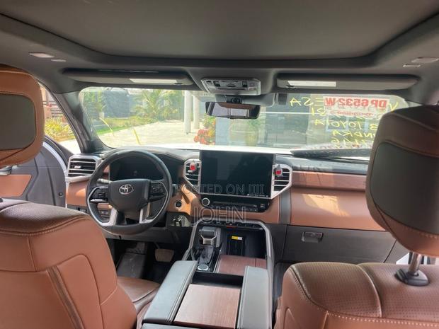 Toyota Tundra 1794 Edition CrewMax 5.5' Bed 2023 White