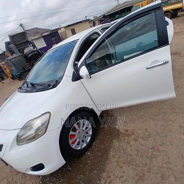 Toyota Belta 2010 White