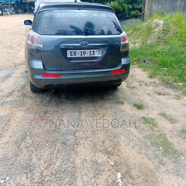 Toyota Matrix 2010 Gray