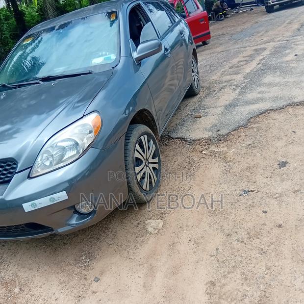 Toyota Matrix 2010 Gray