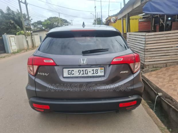 Honda HR-V 4dr SUV (1.5L 4cyl CVT) 2016 Gray