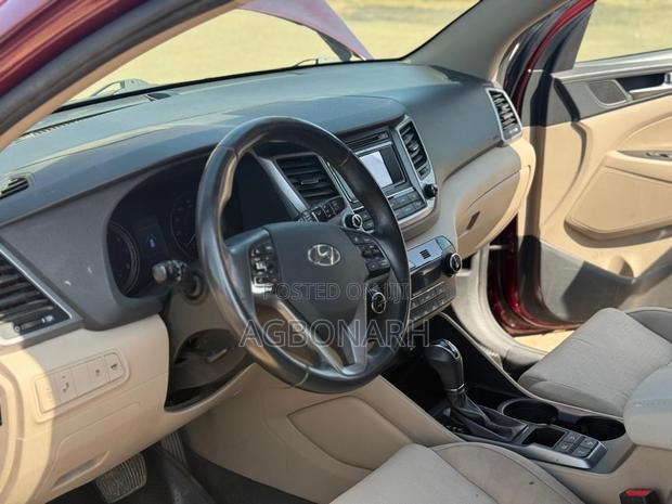 Hyundai Tucson SEL Plus AWD 2018 Red