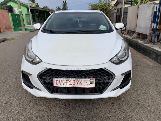 Hyundai Elantra Limited 4dr Sedan (1.8L 4cyl 6A) 2014 White