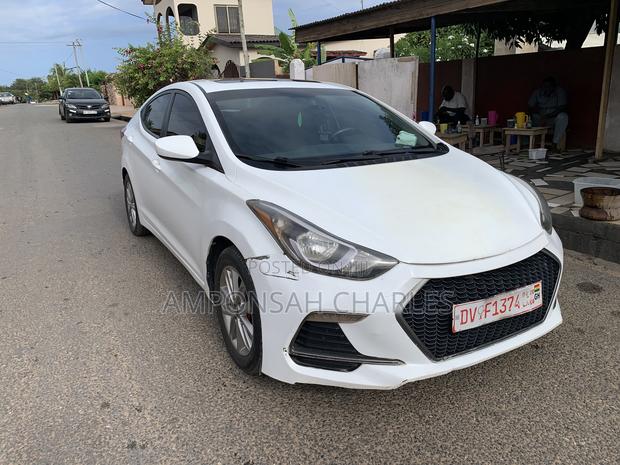 Hyundai Elantra Limited 4dr Sedan (1.8L 4cyl 6A) 2014 White