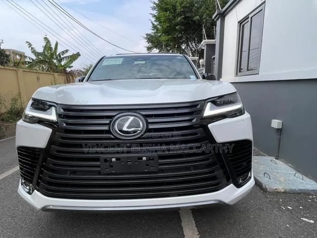 Lexus LX 500d 2026 White